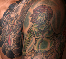 京都　タトゥー　彫とら