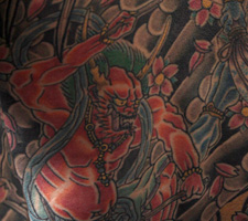 京都　刺青　彫とら