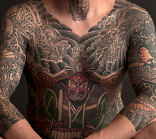 京都　刺青　彫とら