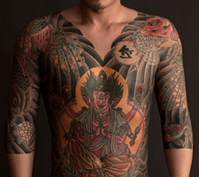 京都　刺青　彫とら