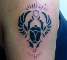 京都　刺青　彫とら