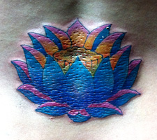 京都　刺青　彫とら