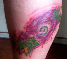 京都　刺青　彫とら