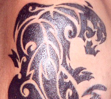 京都　刺青　彫とら