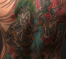 京都　刺青　彫とら