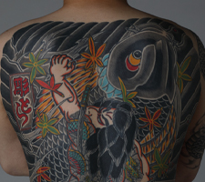 京都　和彫り　彫とら